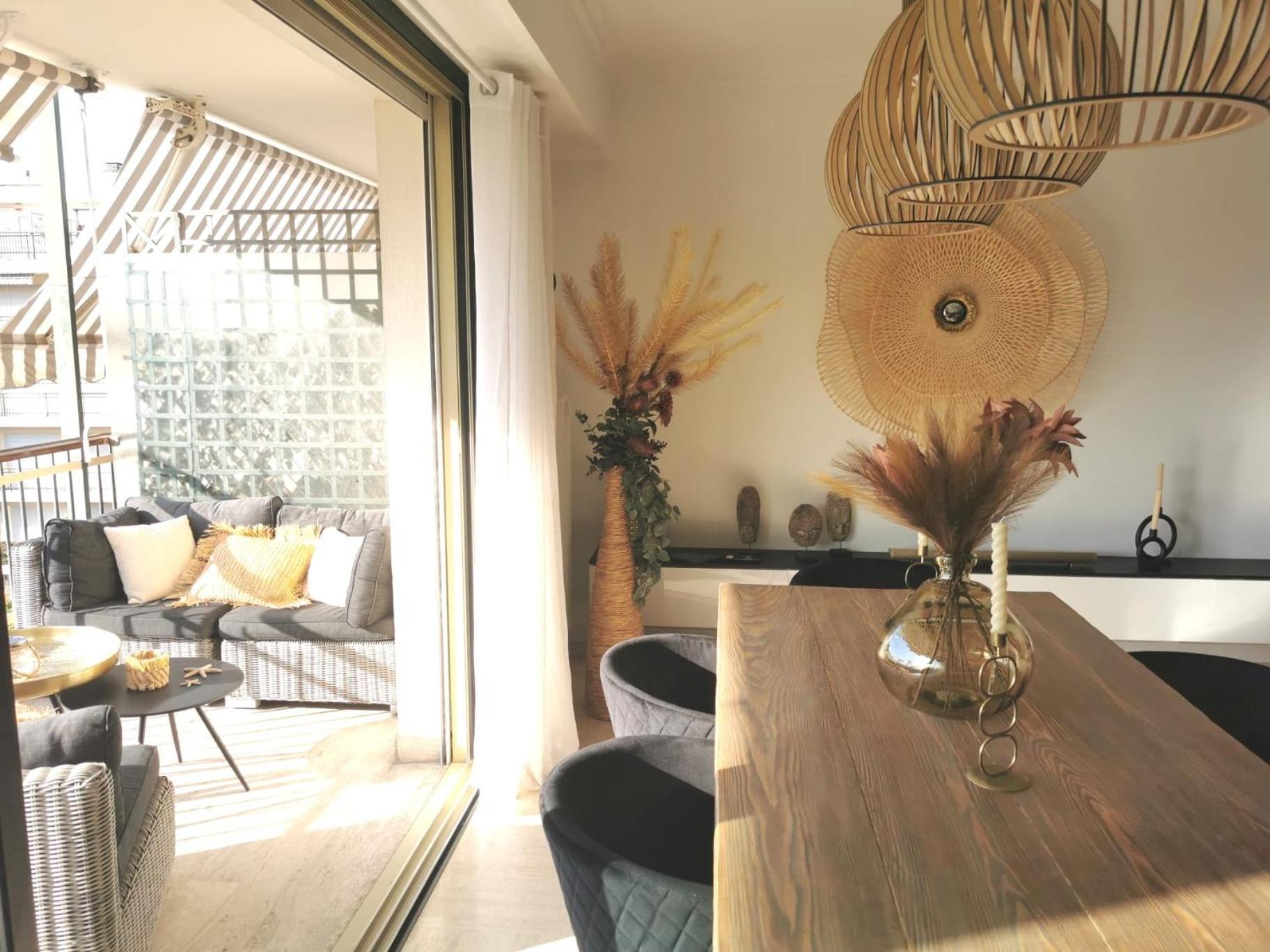קאן 2 Bedrooms Seafront מראה חיצוני תמונה
