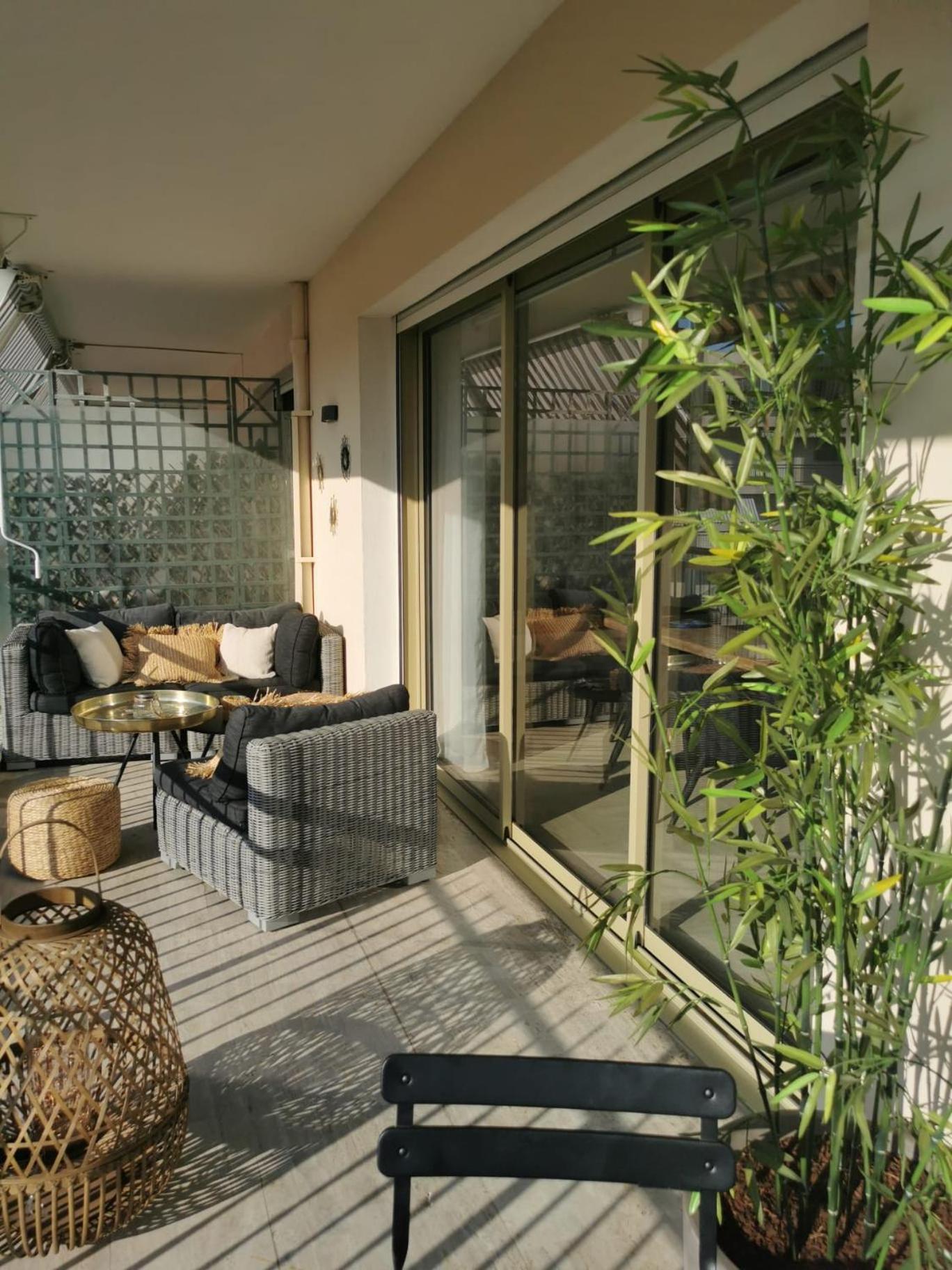 קאן 2 Bedrooms Seafront מראה חיצוני תמונה