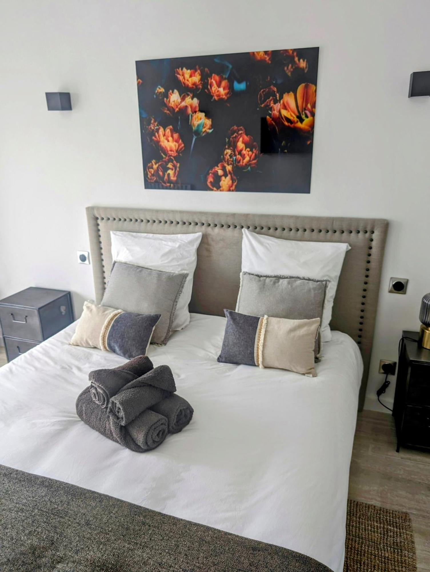 קאן 2 Bedrooms Seafront מראה חיצוני תמונה